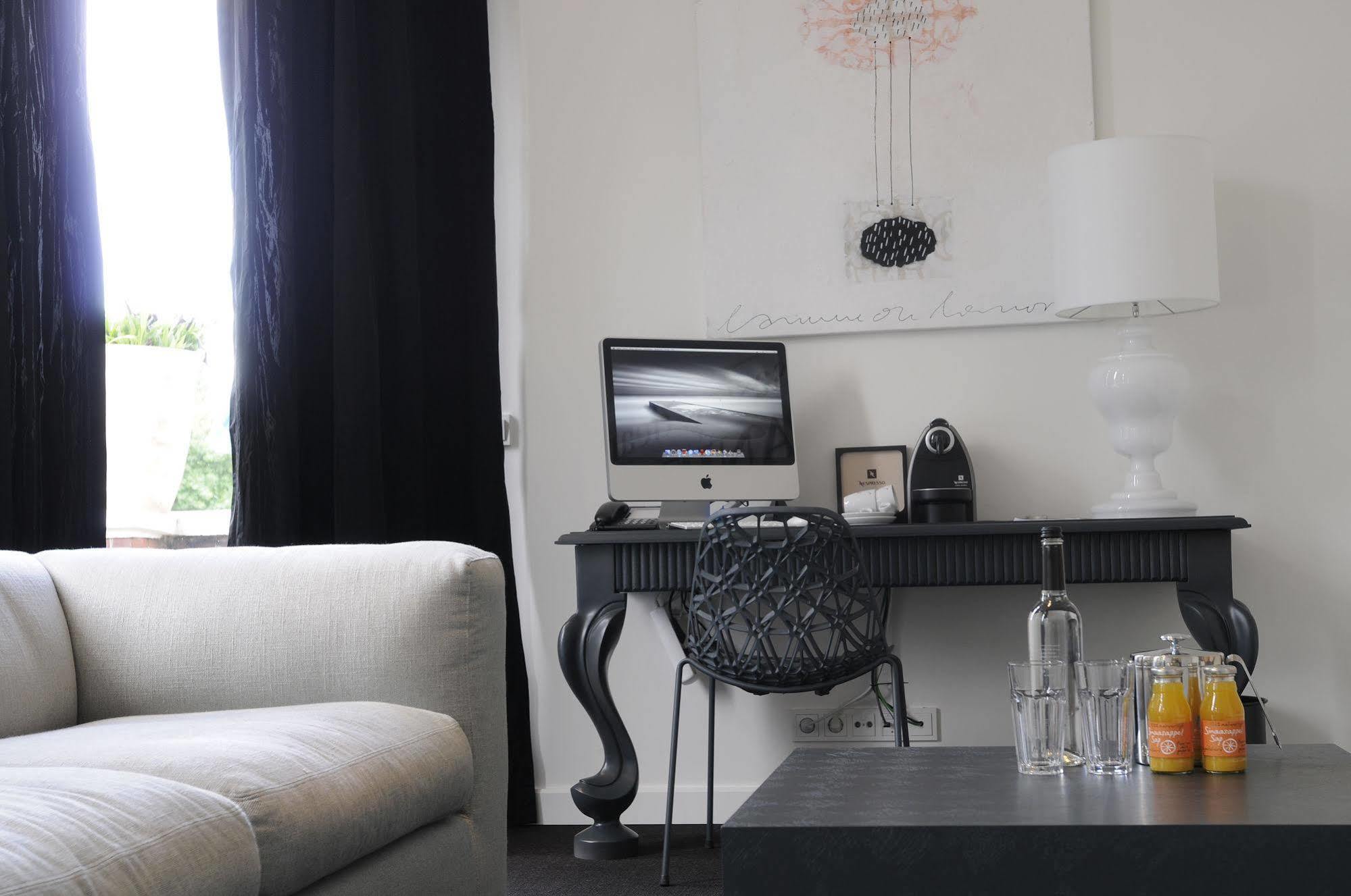 Manna Hotell Nijmegen Exteriör bild