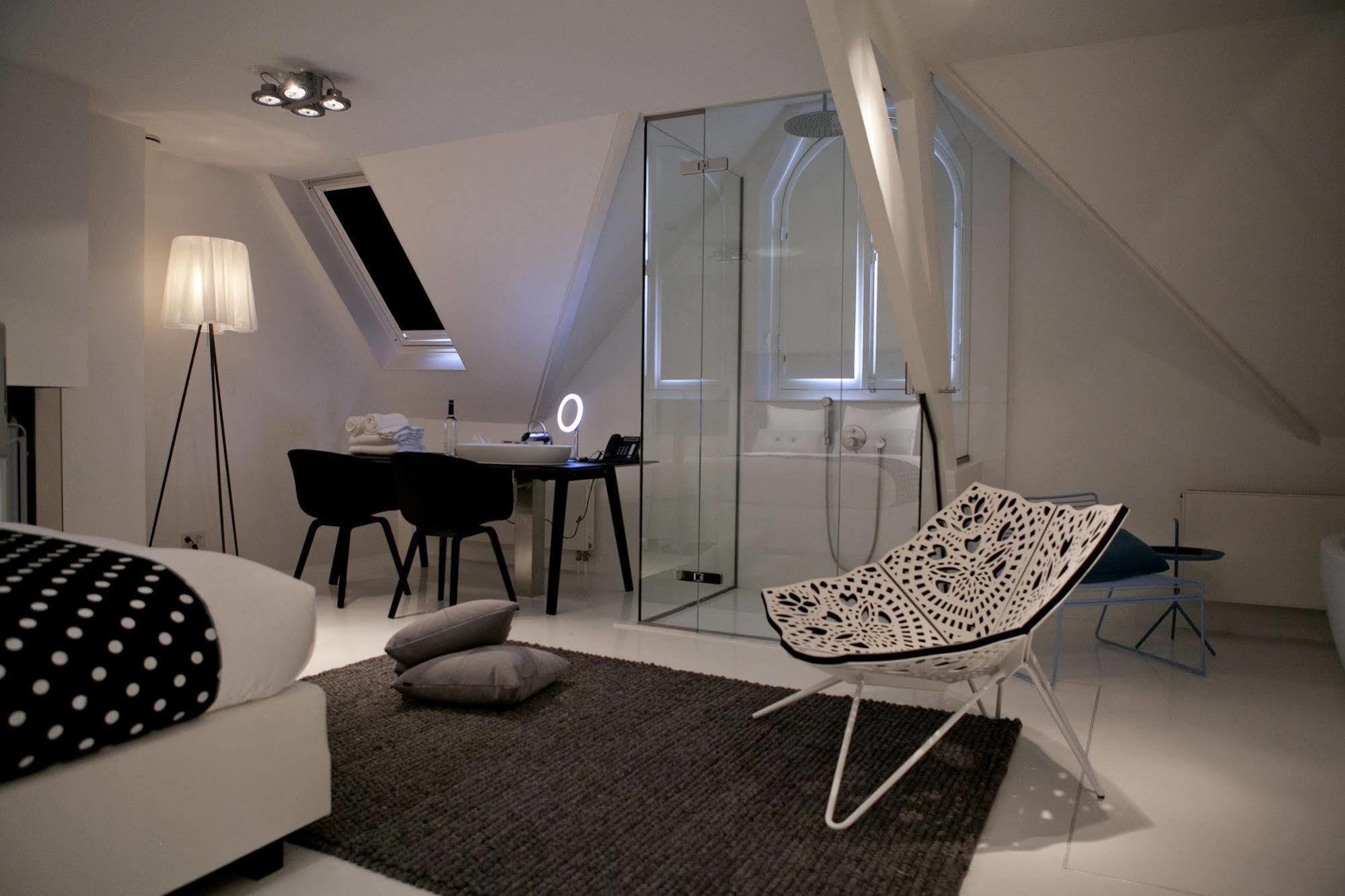 Manna Hotell Nijmegen Exteriör bild